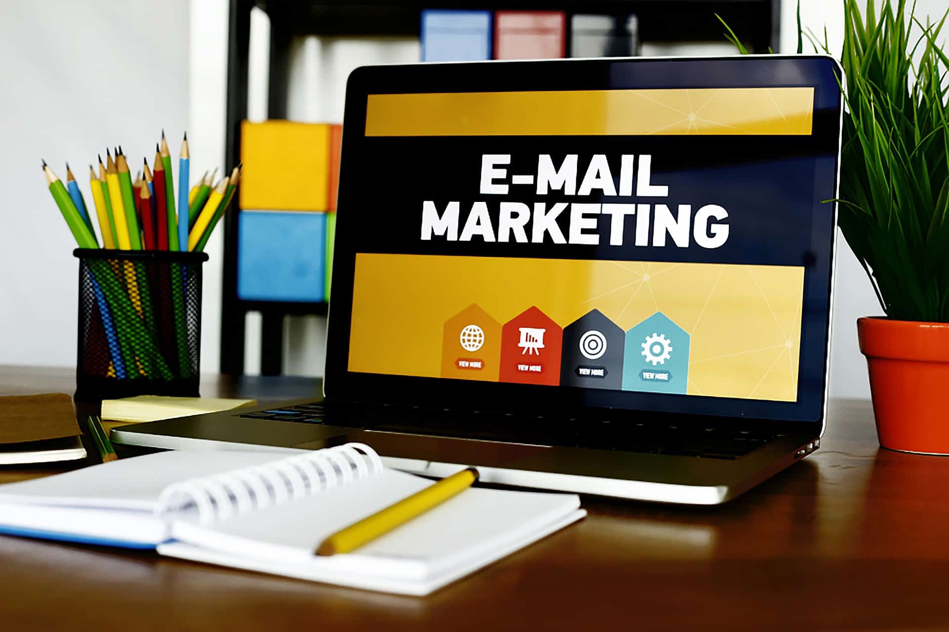email-marketing-5937010_1920